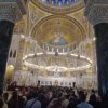 U Hramu Svetog Save u Beogradu danas se služi svečana sveta liturgija povodom ispraćaja Pojasa Presvete Bogorodice, jedne od najvećih svetinja pravoslavnog sveta. 